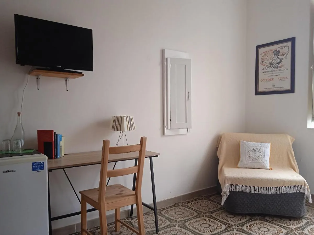 La Casa Di Aneupe Hotel Syracuse Guest house