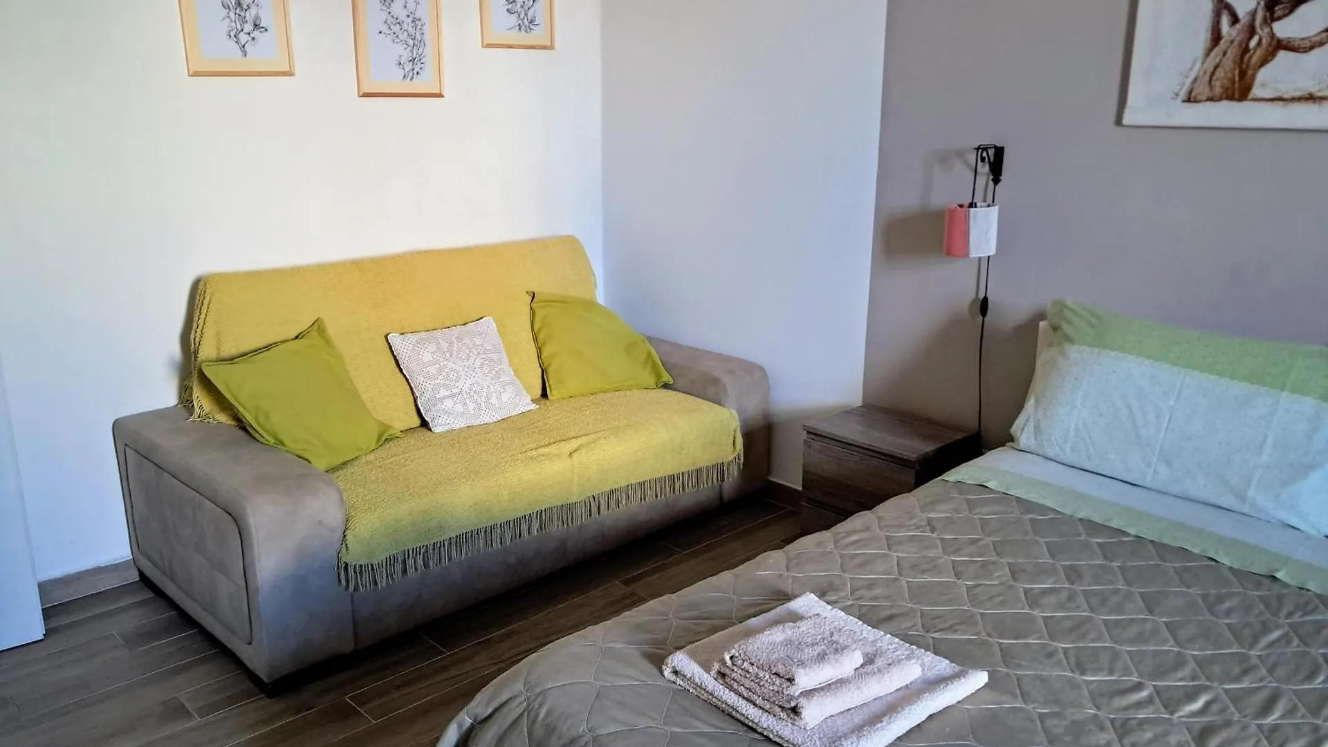 *** Guest house La Casa Di Aneupe Hotel Syracuse Italy